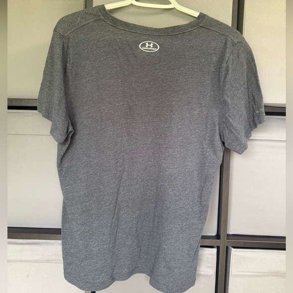 Under Armour Charcoal V-Neck Tee - Picture 2 of 3